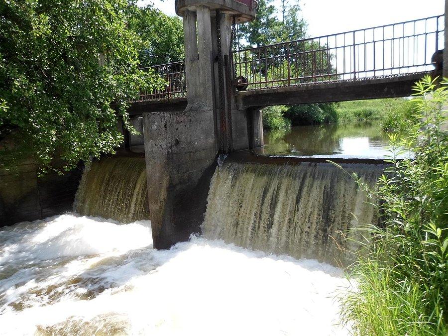 Jaz na Jeziorce na Górkach Szymona