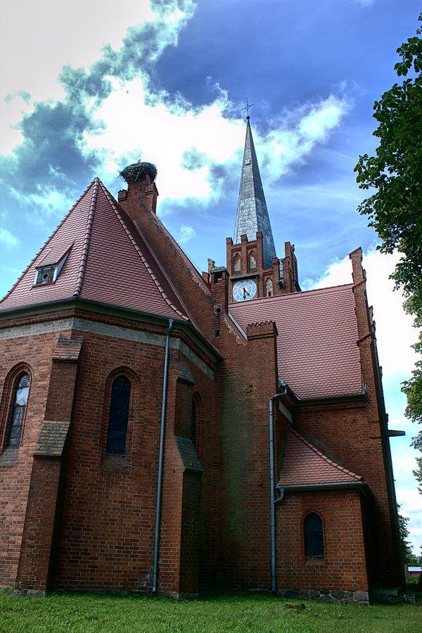 Kościół p.w. Chrystusa Króla w Lutkowie wzniesiony w 1907 roku