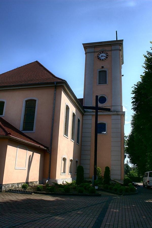 Kościół p.w. Michała Archanioła w Dobrzanach