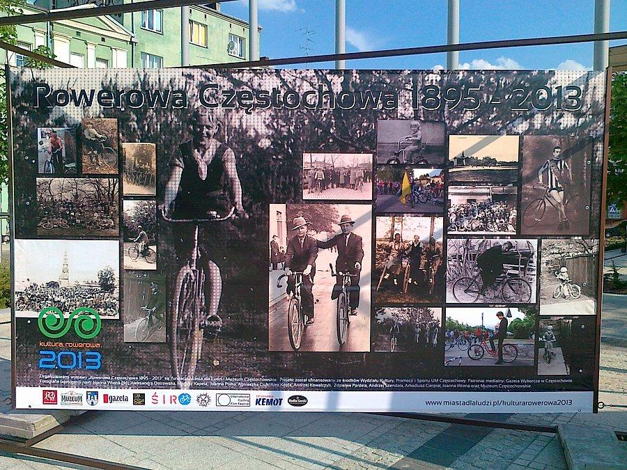 Bilboard wystawy "Rowerowa Częstochowa". Tu jestem dwa razy ;)
