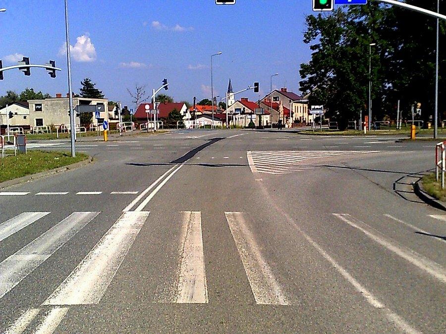 Skrzyżowanie w Chałupkach. Za skrzyżowaniem Bohumin