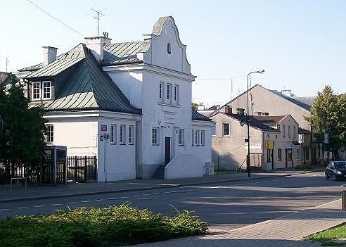 Pustki pod przedszkolem