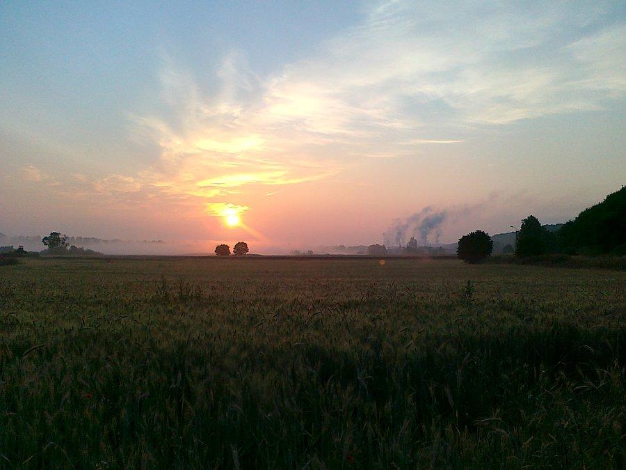Wschód słońca nad Czarnkowem cd