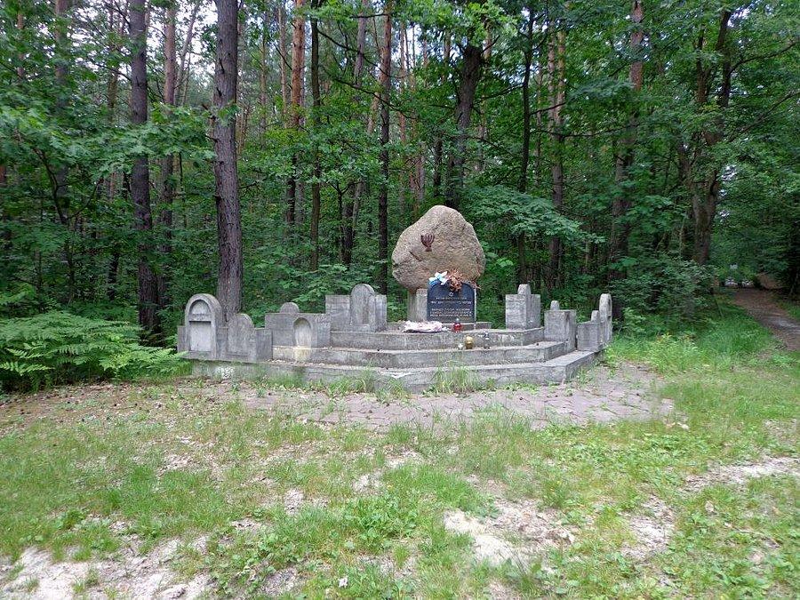 Pomnik pomordowanych - Głogów Młp