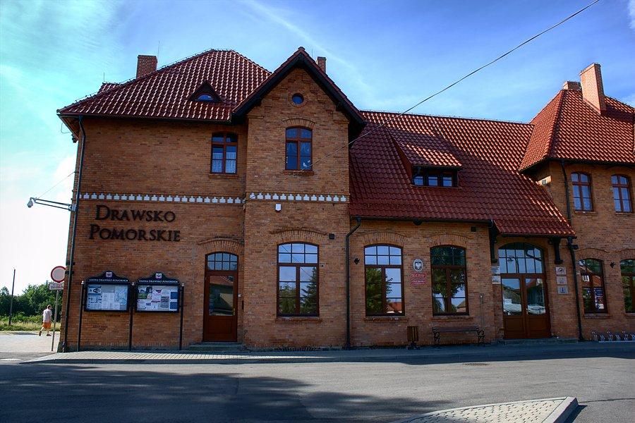 Dworzec kolejowy w Drawsku Pomorskim_tak powinny wyglądać wszystkie