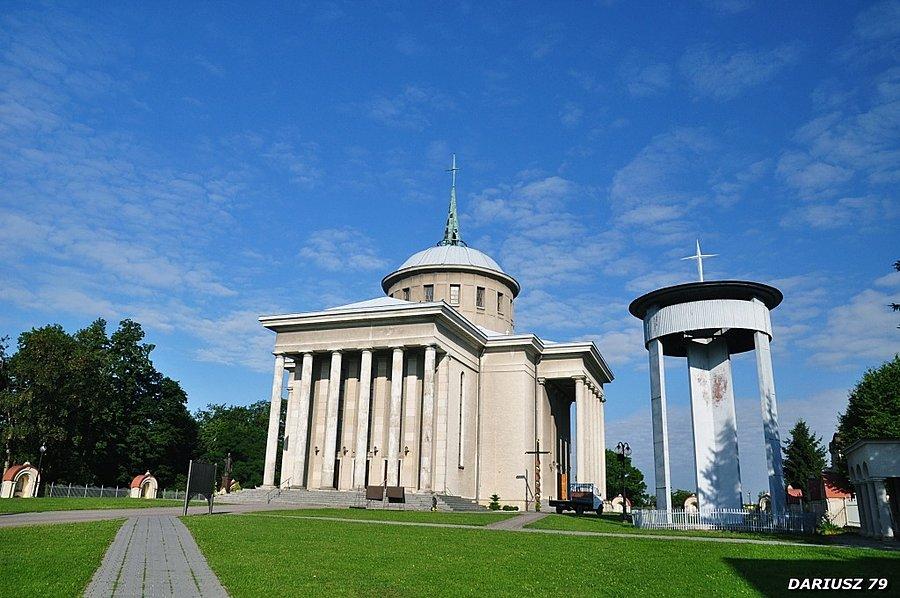 Kościół pod wezwanie Matki Bożej Szkapleżnej w Dąbrowie Tarnowskiej
