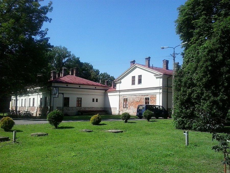 Dwór w Drogomyślu