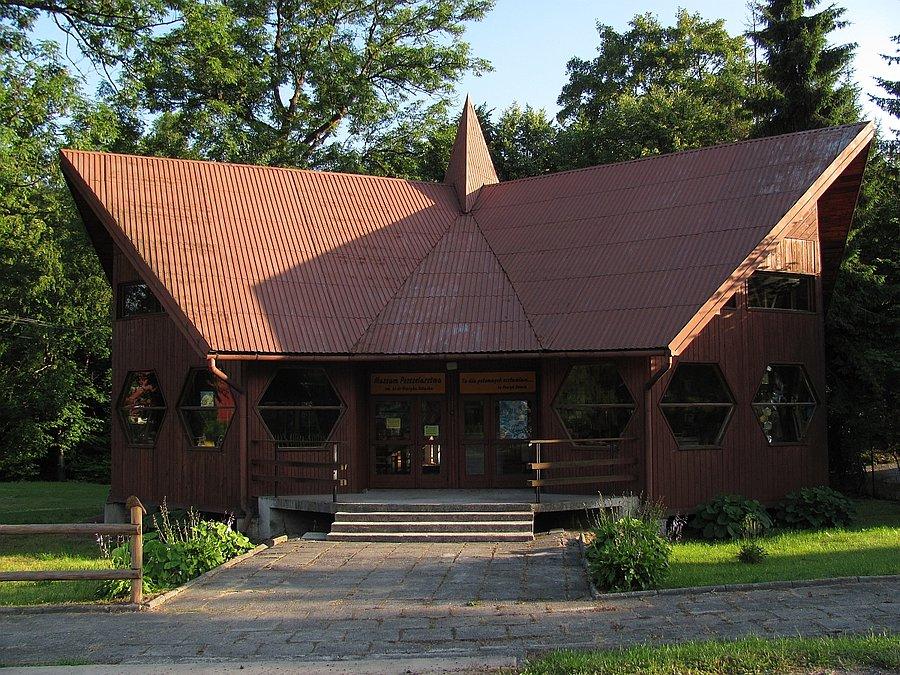 Muzeum Pszczelarstwa im. H.Ostacha w Kamiannej