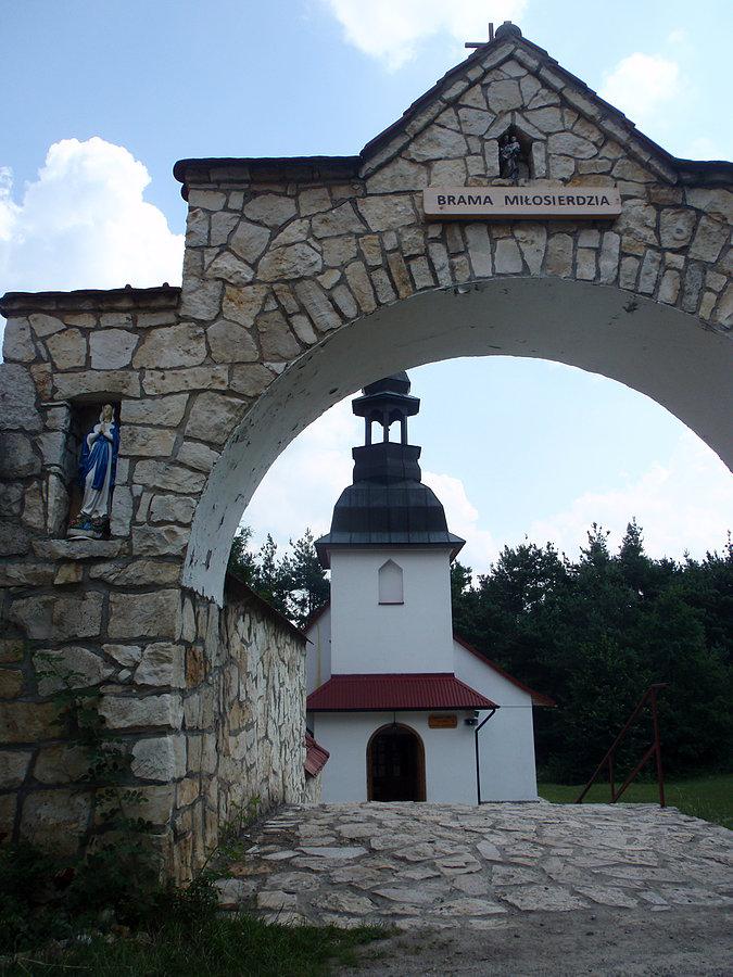 Czatachowa "Brama miłosierdzia"