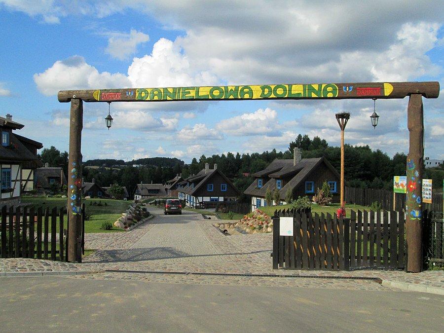 Brama wjazdowa na osiedle "Danielowa Dolina"
