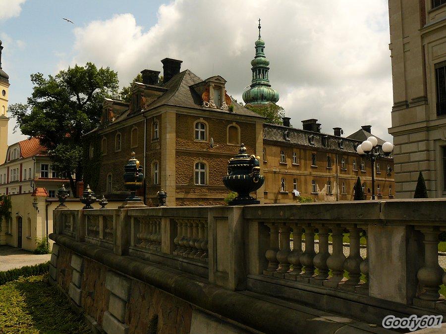 Zabudowania pałacowe w Pszczynie