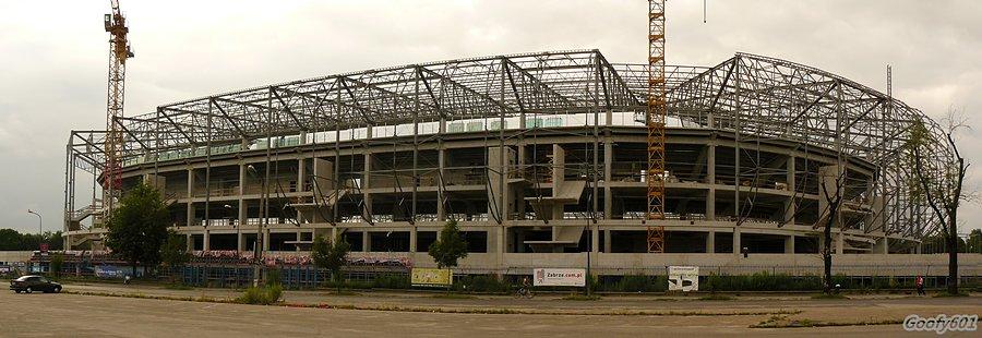 Stadion rośnie aż miło :)