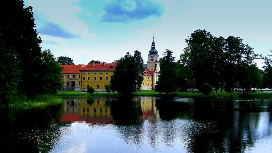 Pocysterski Zespół Klasztorno-Pałacowy w Rudach