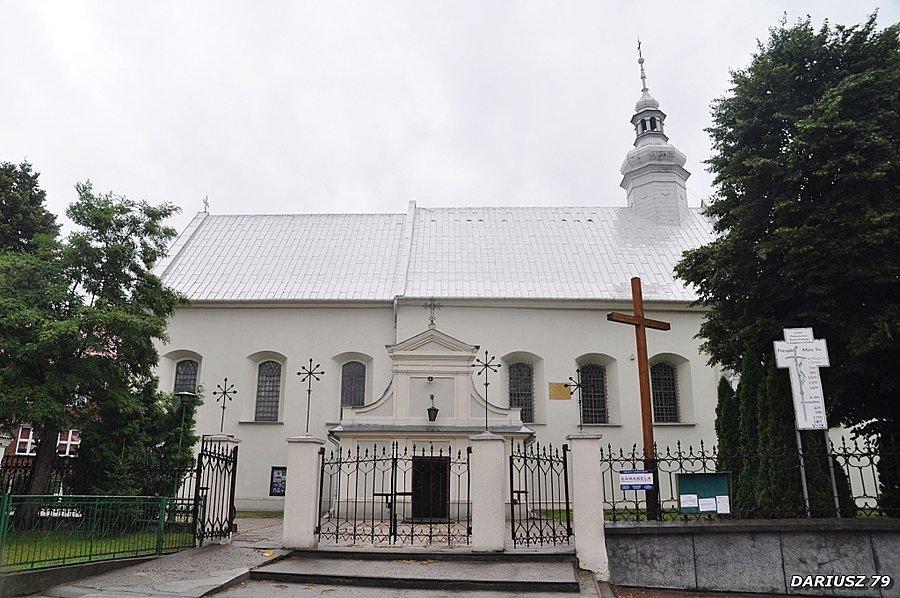 Kazimerza Wielka - Kościół pw. Podwyższenia Krzyża Świętego