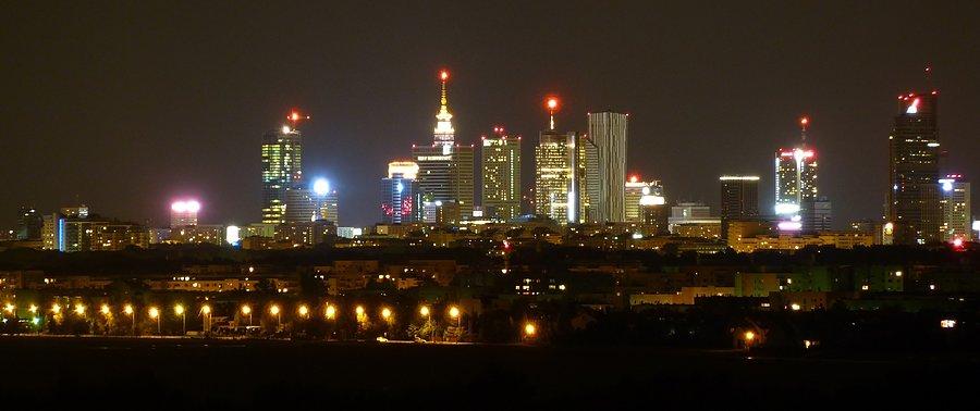 Warszawa nocą
