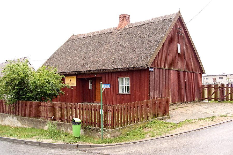 Kociewska chata w Piecach