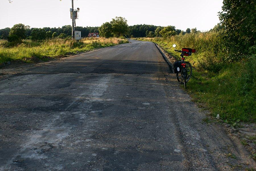 Tu zaczyna się wyremontowany odcinek drogi
