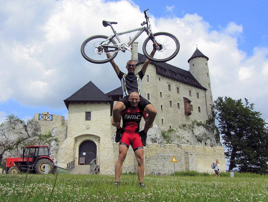 Poprzeczka podniesiona. Od dziś rower podnosimy z rowerzystą ;)