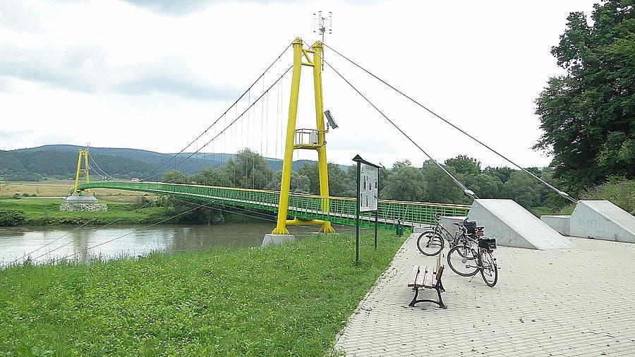 Trzeba przeprawić się na drugą stronę Sanu