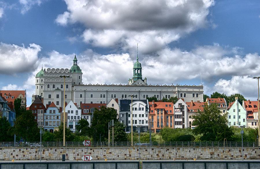Widok na Zamaek od strony Łasztowni