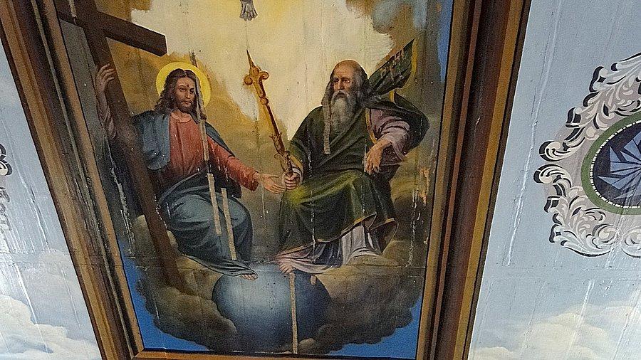 Sufit i tu jest pięknie malowany