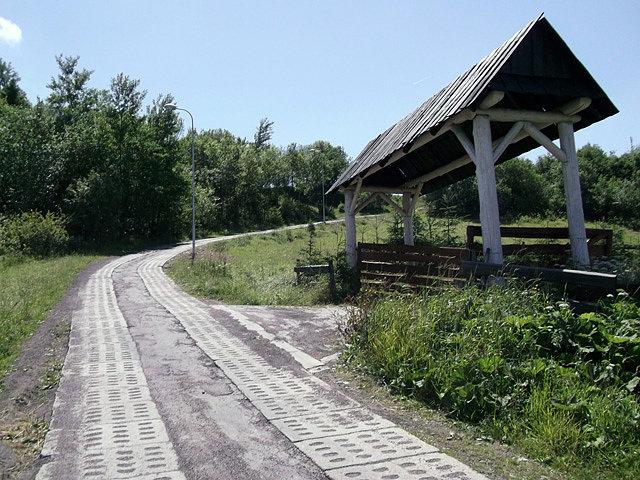 A tam jadę