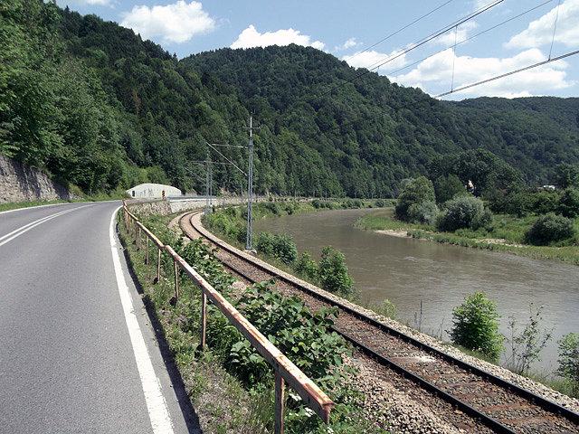 Efektownie poprowadzona droga