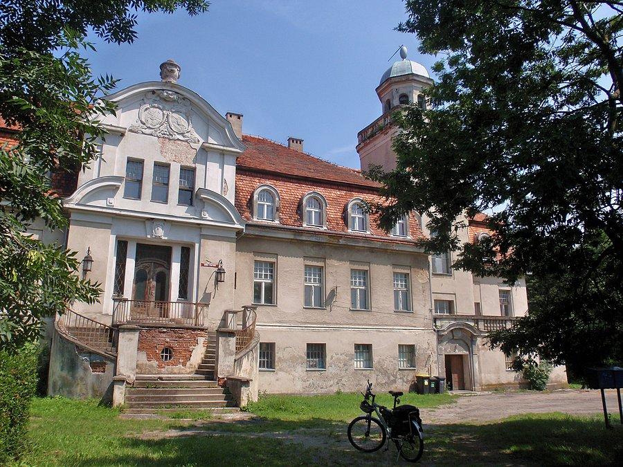 Pałac we Wronowie