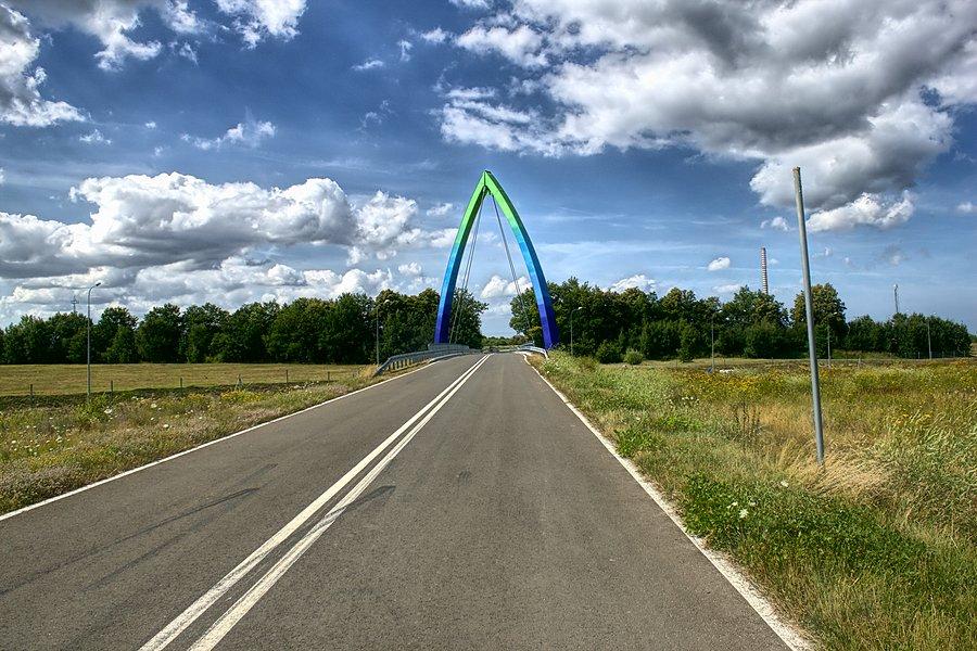 Teraz mogę na drugą stronę autostrady się dostać :)