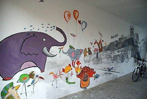 Mural "Lokomotywa" J. Tuwima