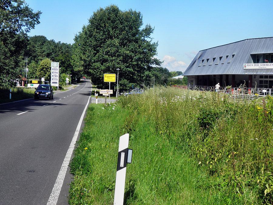 A tu już miejscowość Eggesin ponad 20 km od granicy w Dobieszczynie