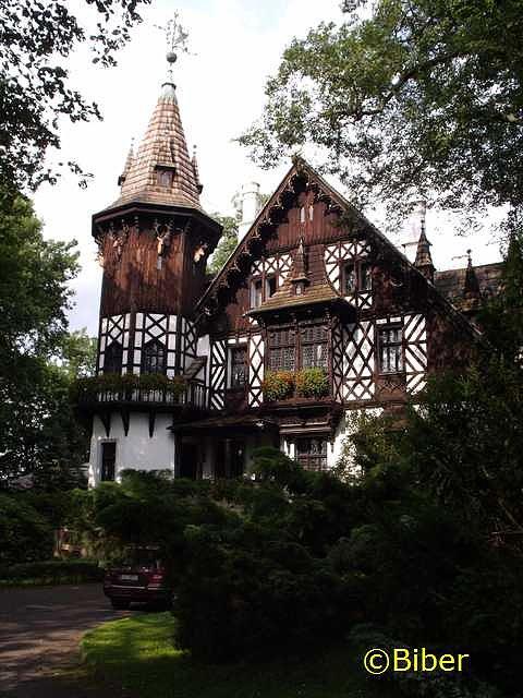 Zameczek książąt pszczyńskich z 1867 obecnie hotel