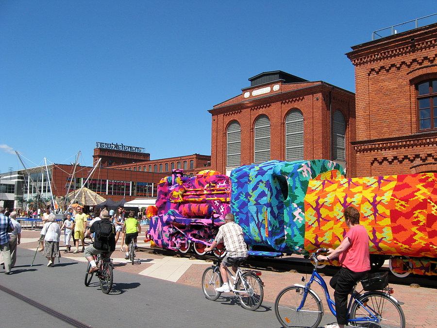 Łódź Manufaktura lokomotywa Tuwima