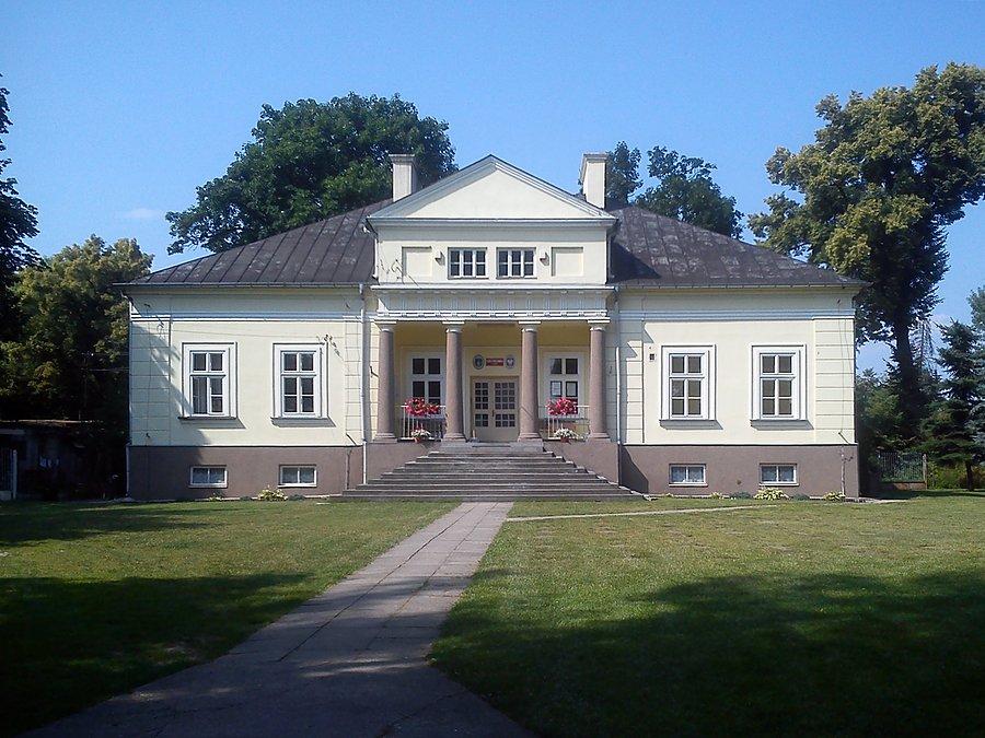 Dwór w Lubcu