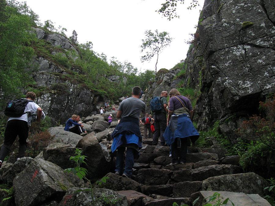 Wspinaczka na Prekestolen