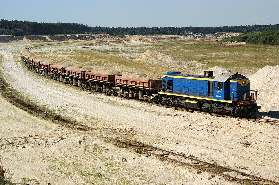 Tamara(TEM2)-074 z ładownymi wagonami wraca do Kotlarni z p.p Ortowice