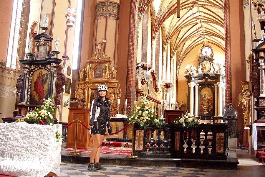 Wnętrze katedry