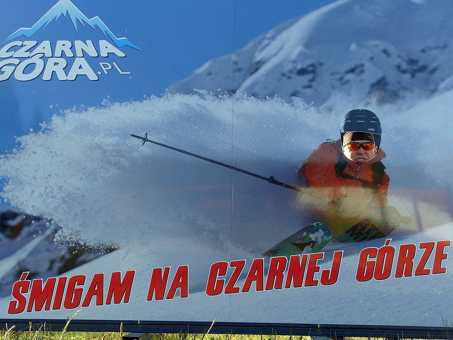 Wiadomo że śmigam na Czarnej Górze ale jak na razie rowerem ;). Ale dzioba musiałem wepchać ;)