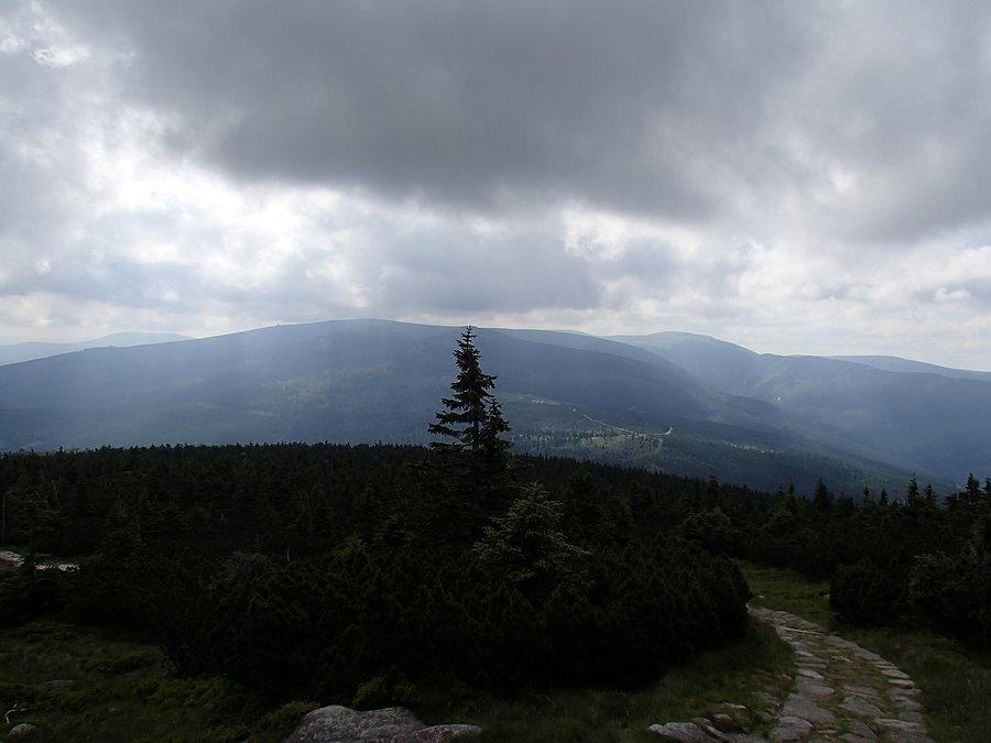 Widok na przełęcz Karkonoską