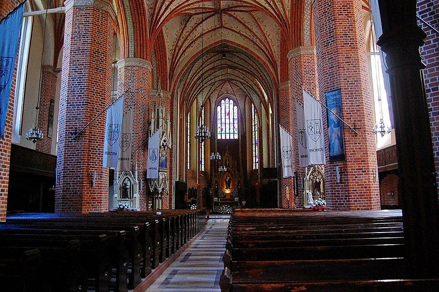 Kościół Macierzyństwa NMP- wnętrze