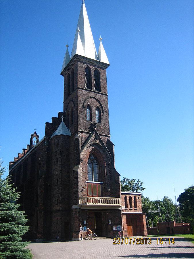 Strzybnica - kościół pod wezwaniem Najświętszego Serca Pana Jezusa i Matki Boskiej Fatimskiej