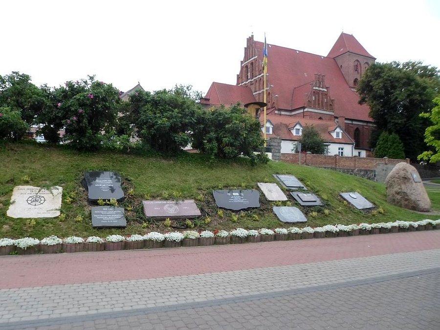 Skwer tablic pamięci