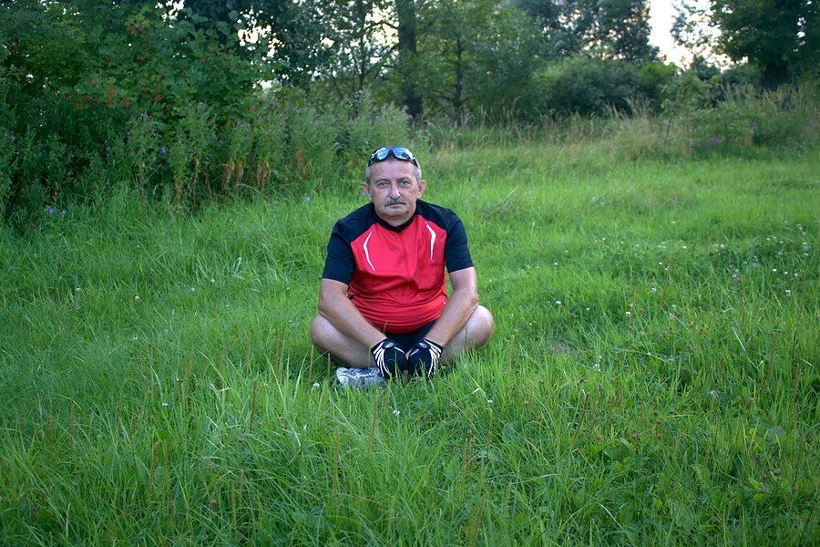 Tu na razie jest łąka ale 10 sierpnia będzie tu bufet :)