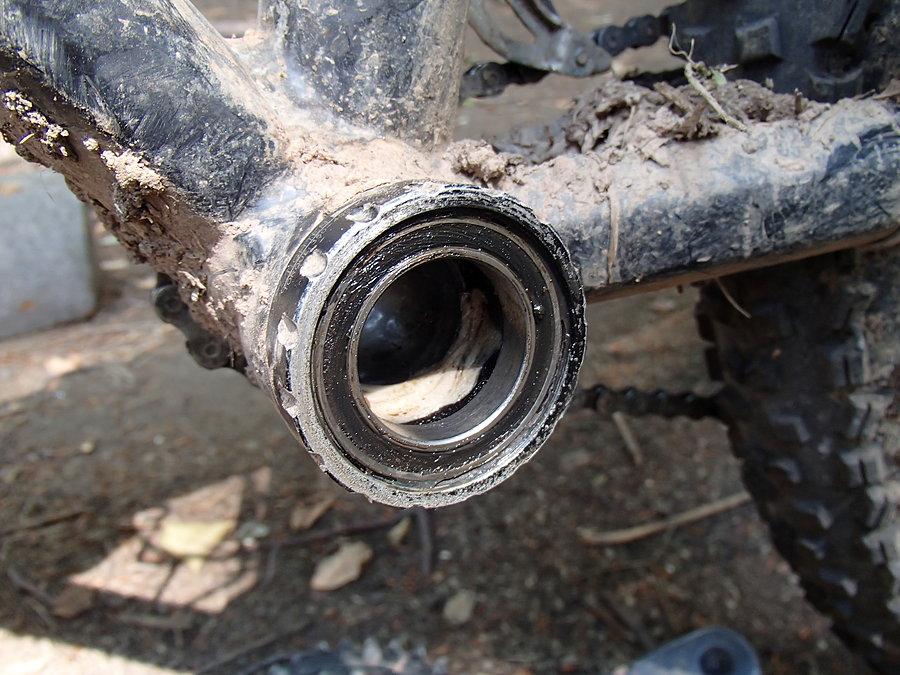 Serwis supportu hollowtech II w terenie
