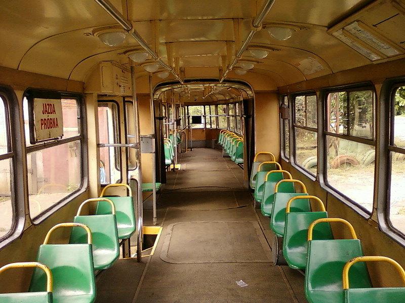 Tramwaj 803N wnętrze