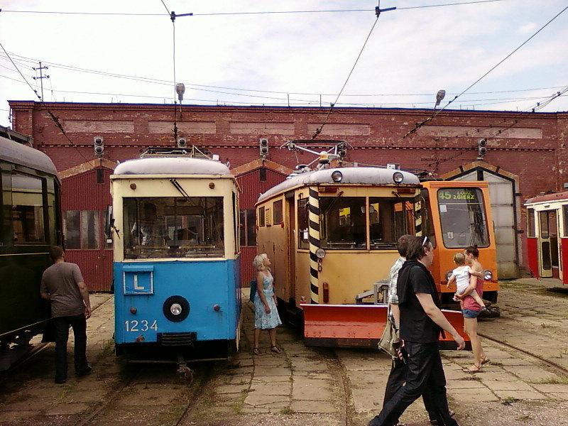 Wagon szkoleniowy i pług