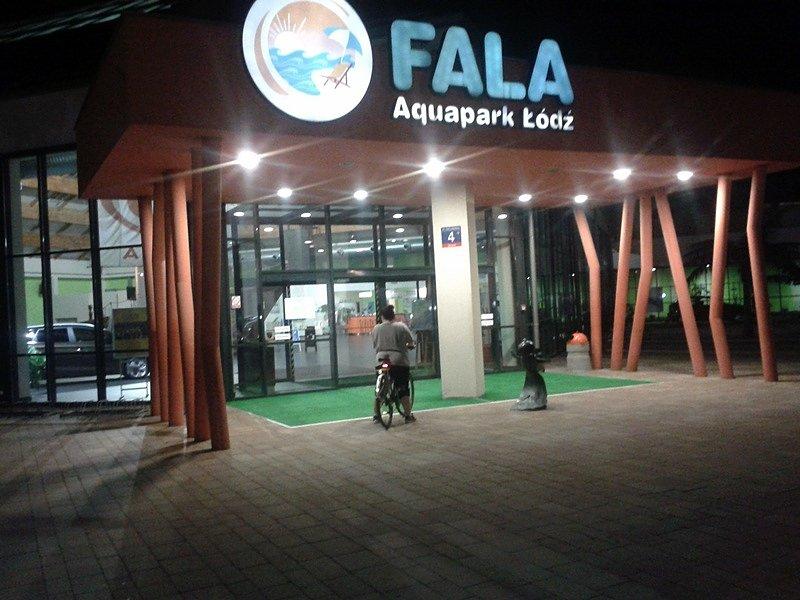 Przy łódzkiej Fali