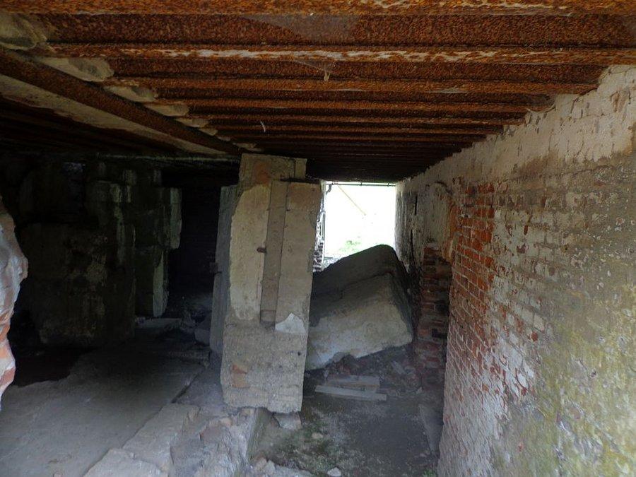 Sie powoli psuje cosik tu - Fort Borek