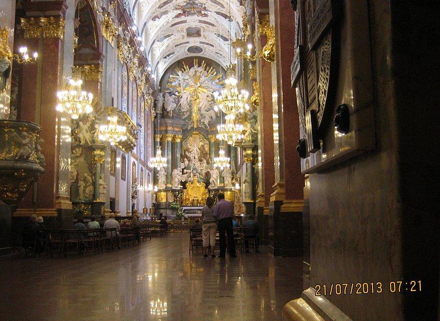 Pięknie odnowione wnętrze Bazyliki Jasnogórskiej
