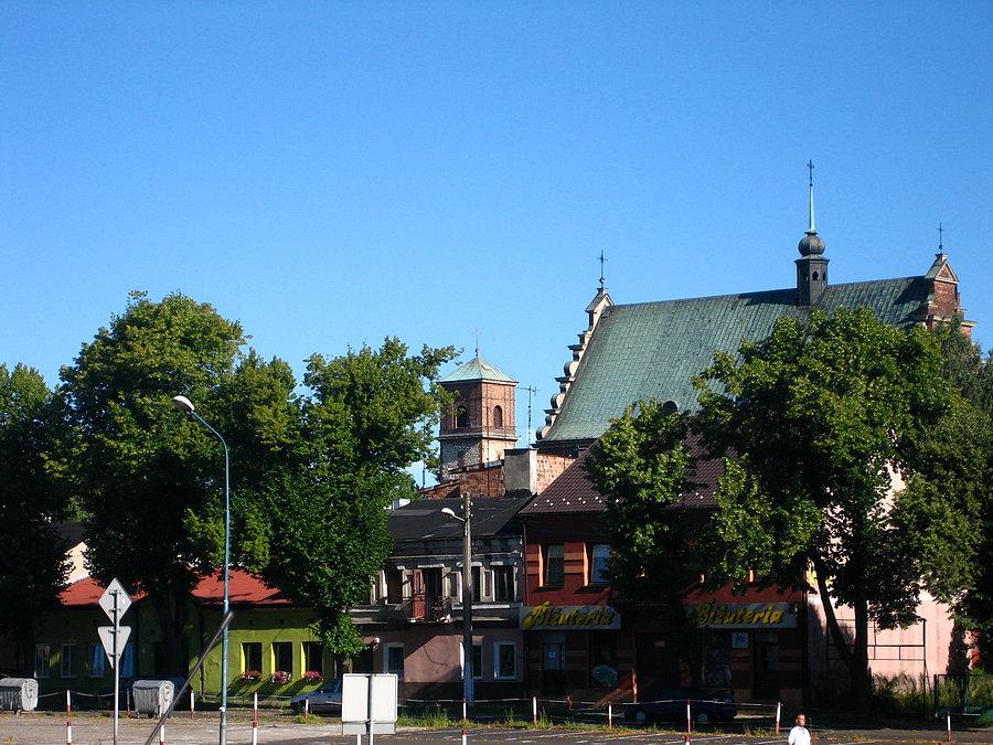 Rynek Wieluński w Częstochowie – kościół pod wezwaniem Podwyższenia Krzyża Świętego